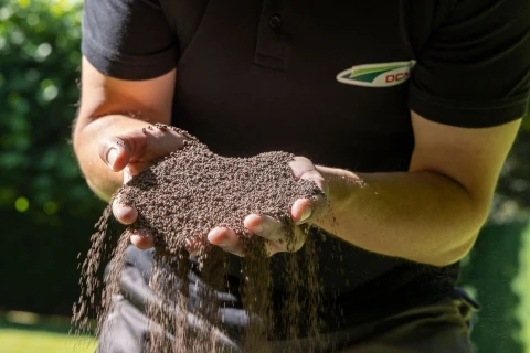 Das innovative MINIGRAN Düngergranulat von Cuxin DCM ist ein Körnchen, das es in sich hat Thumb