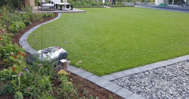 Van der Asdonk Hoveniers heeft nauwelijks uitval door DCM VIVIMUS® en DCM ACTIVATOR® Thumb